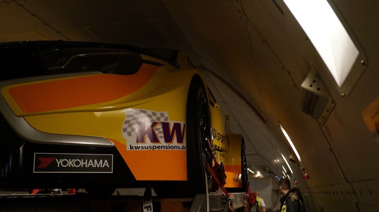 Lada Vesta WTCC научилась летать 03 Lada Vesta WTCC научилась летать 03