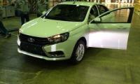 Первые фото полностью собранной Lada Vesta пилотной серии вид спереди